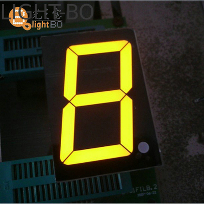 สีพื้นสีดํา จอ LED เลขด้วยความสูง 7 หลักและสีขาวหรือสีเดียวกันกับสีออก
