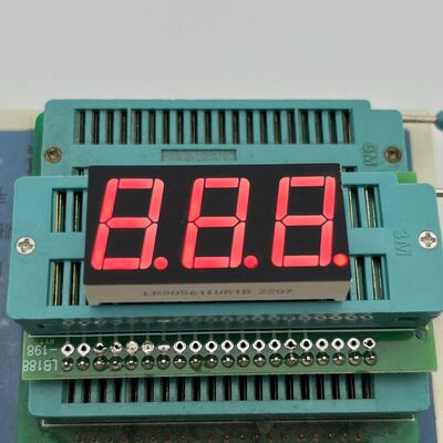 ราคาดี 3 หลัก 14.2mm Ultra Bright Red 7 เซ็กเมนต์ Common Cathode LED Display สําหรับเครื่องควบคุมอุณหภูมิ ออนไลน์