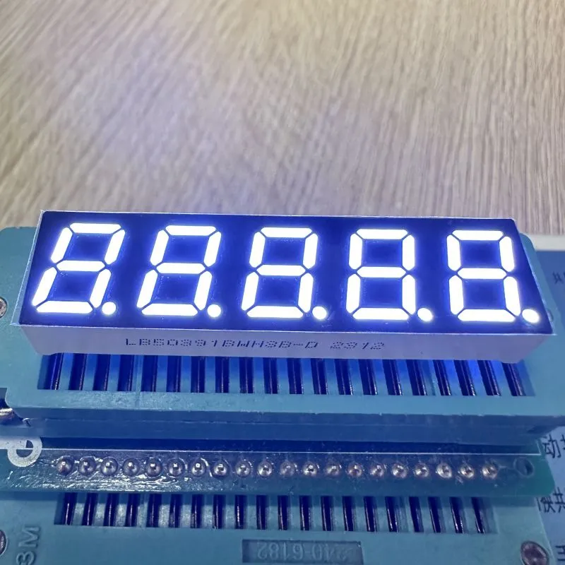 Ultra White 7 Segment LED Display 5 หลัก 0.39 นิ้ว Common Anode สําหรับตัวชี้วัดดิจิตอล 5